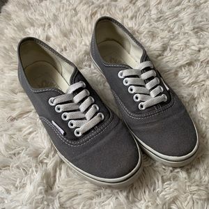 Gray Lo Pro Women’s Vans